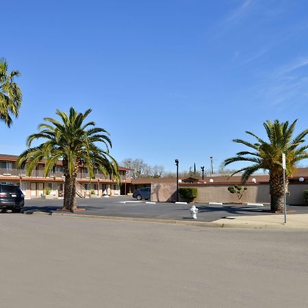 Americas Best Value Inn Los Banos Bagian luar foto